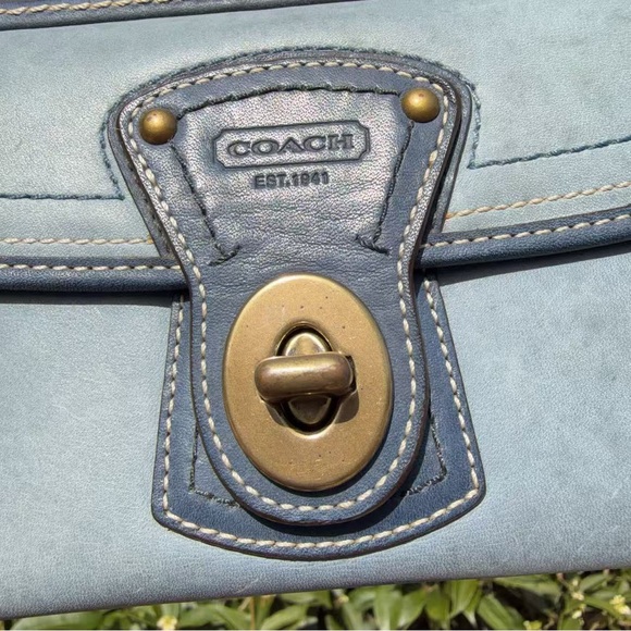 Coach Vintage Blue Leather Turnlock Long Wallet with Kisslock Coin Pouch - Picture 3 of 13